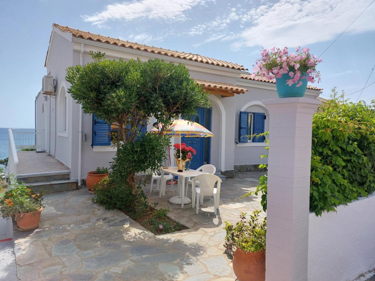 Leta Apartments Agios Georgios  Exteriör bild
