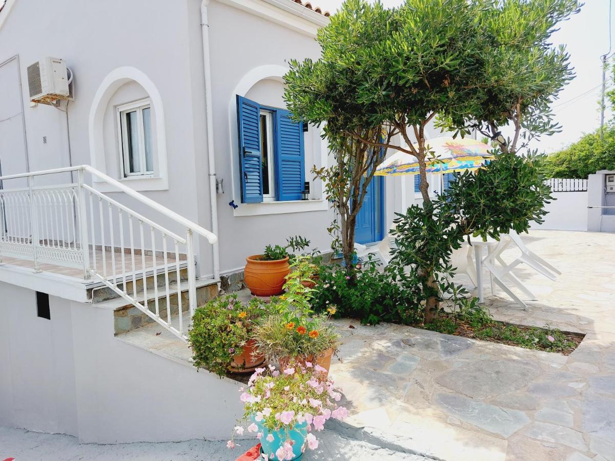 Leta Apartments Agios Georgios  Exteriör bild