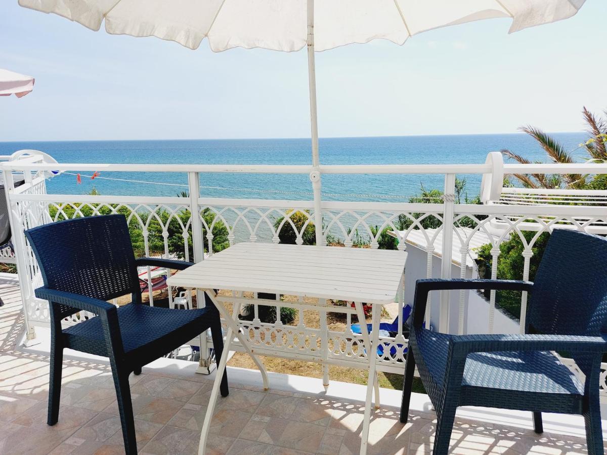 Leta Apartments Agios Georgios  Exteriör bild