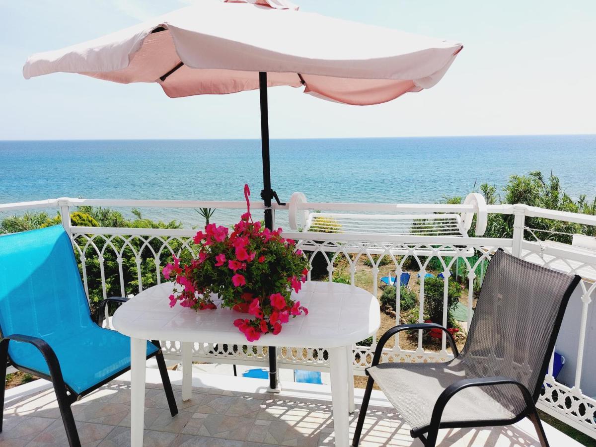 Leta Apartments Agios Georgios  Exteriör bild