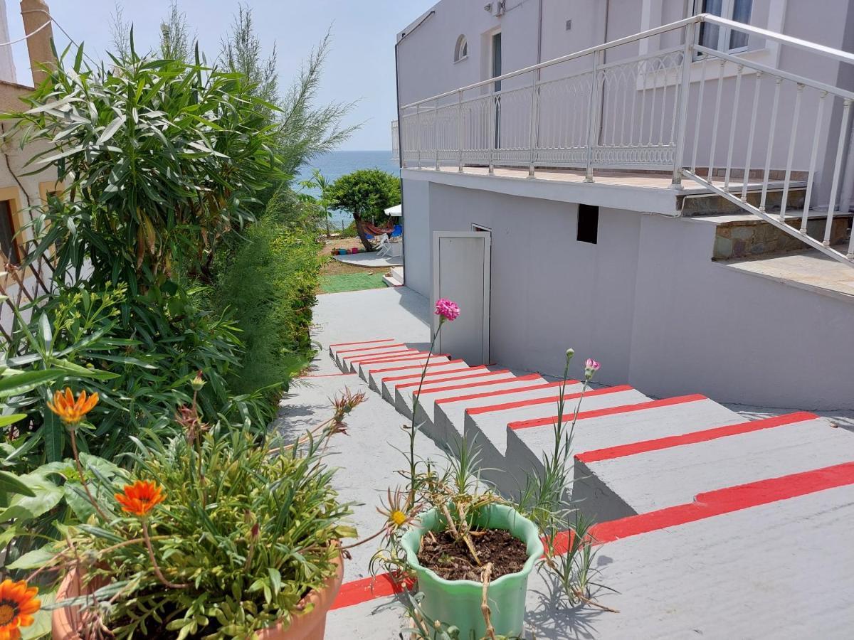 Leta Apartments Agios Georgios  Exteriör bild