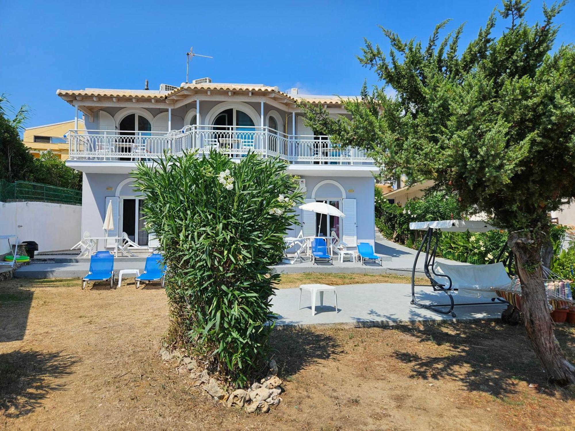 Leta Apartments Agios Georgios  Exteriör bild
