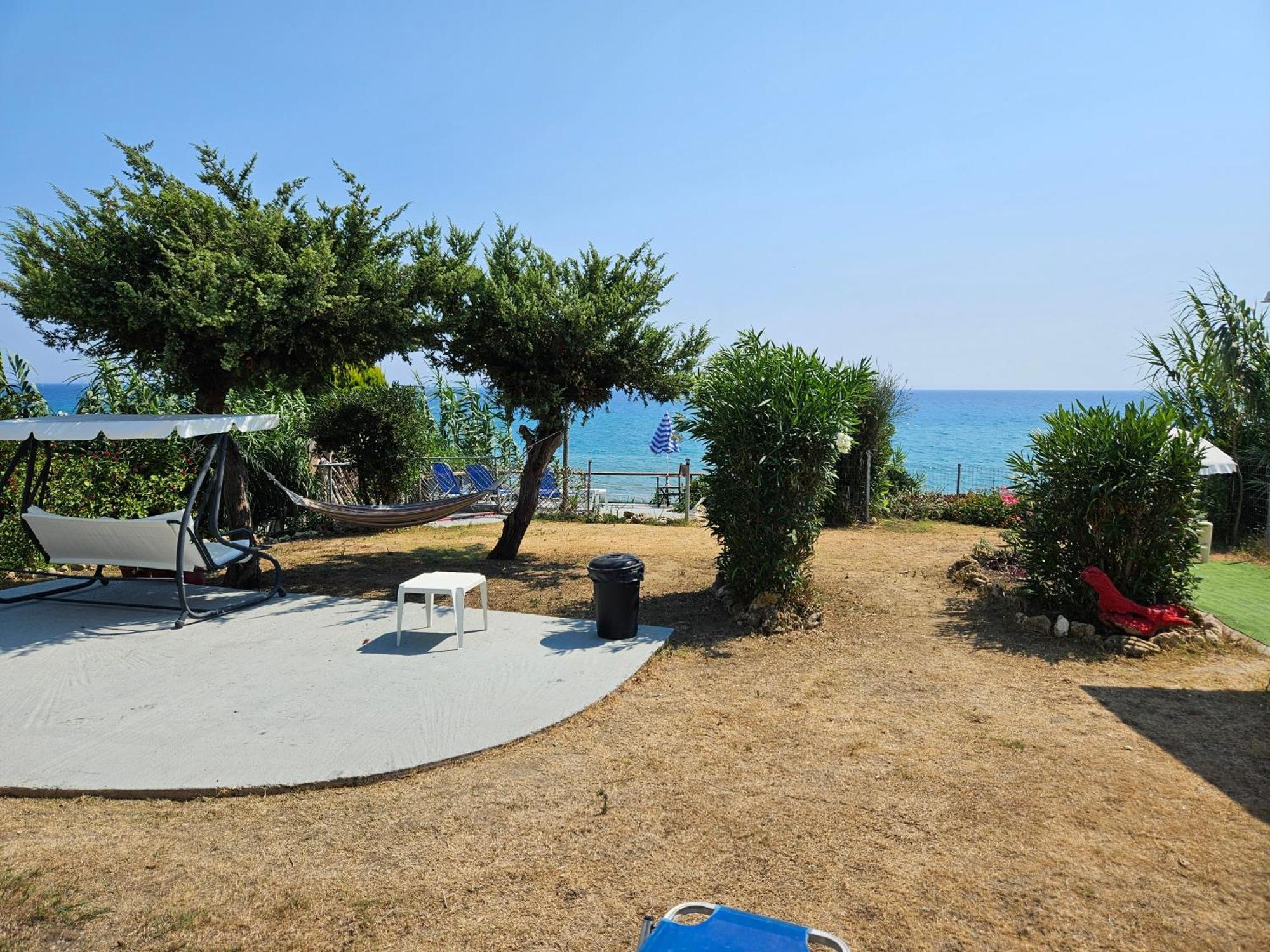 Leta Apartments Agios Georgios  Exteriör bild
