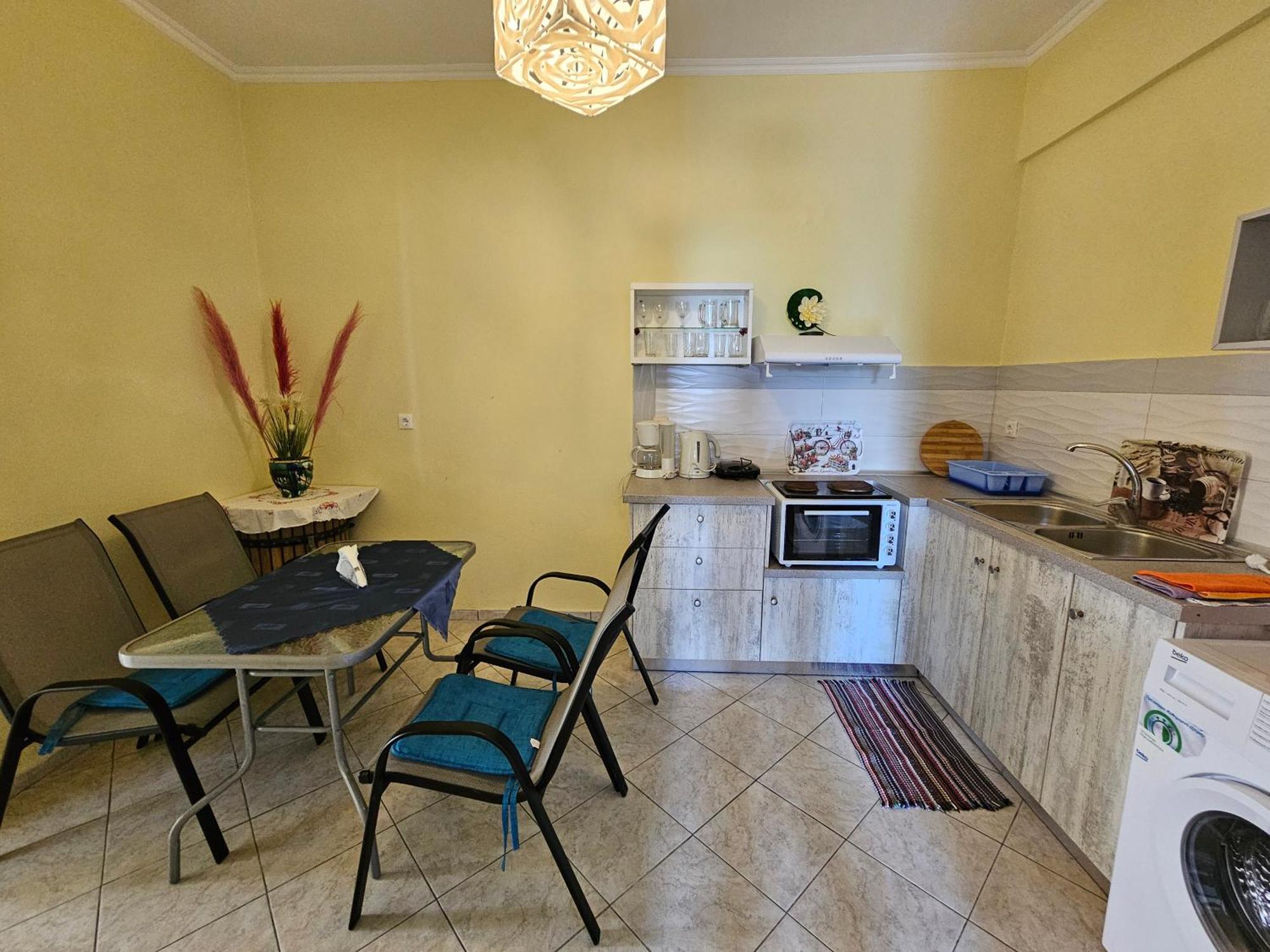Leta Apartments Agios Georgios  Exteriör bild